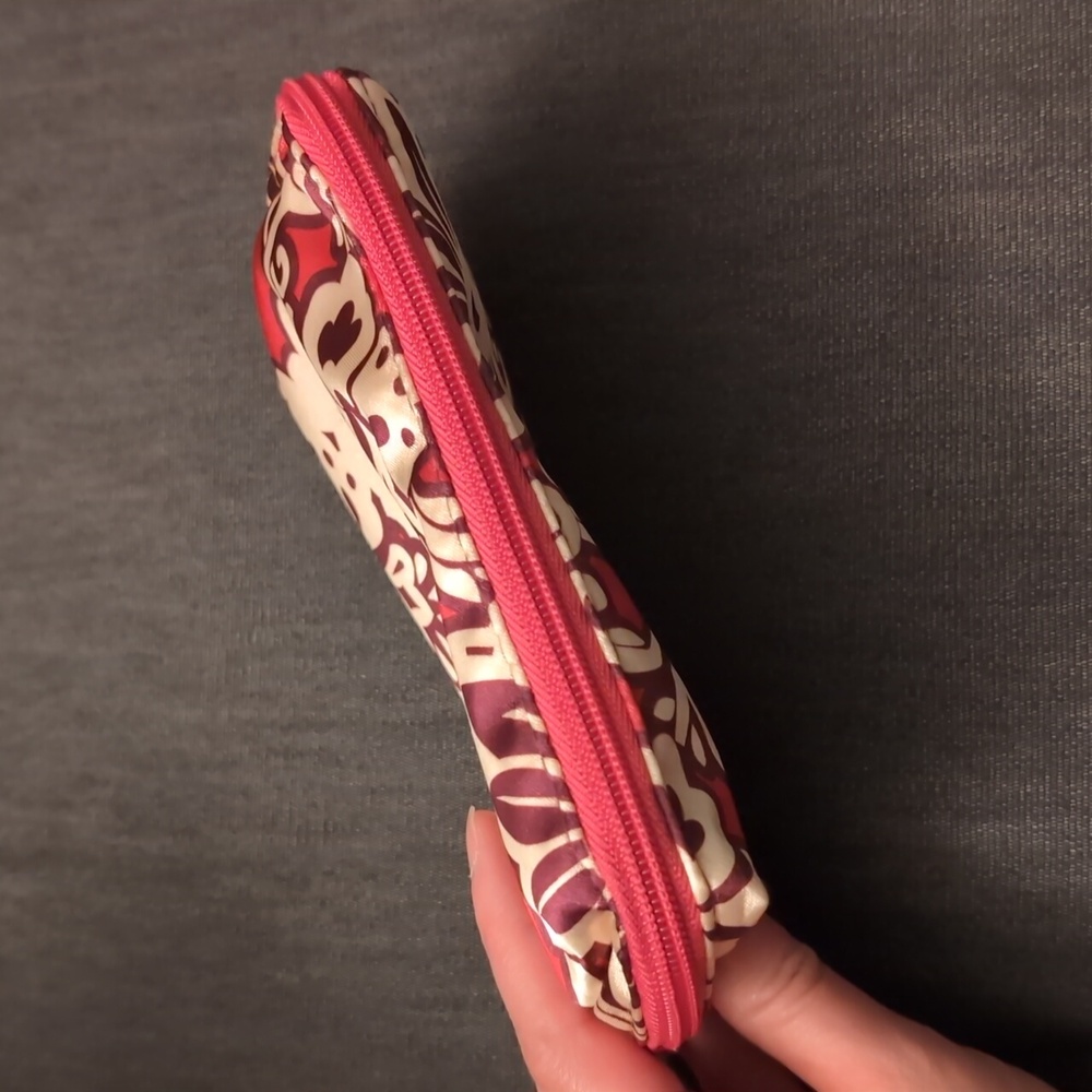 Small pouch - Picture 4 of 8